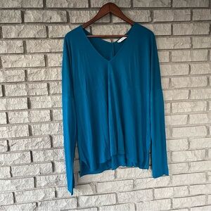 Vince V-neck Cerulean Blue Blouse Size XL